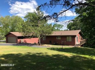 6 Clarion Ct, Galena, IL 61036