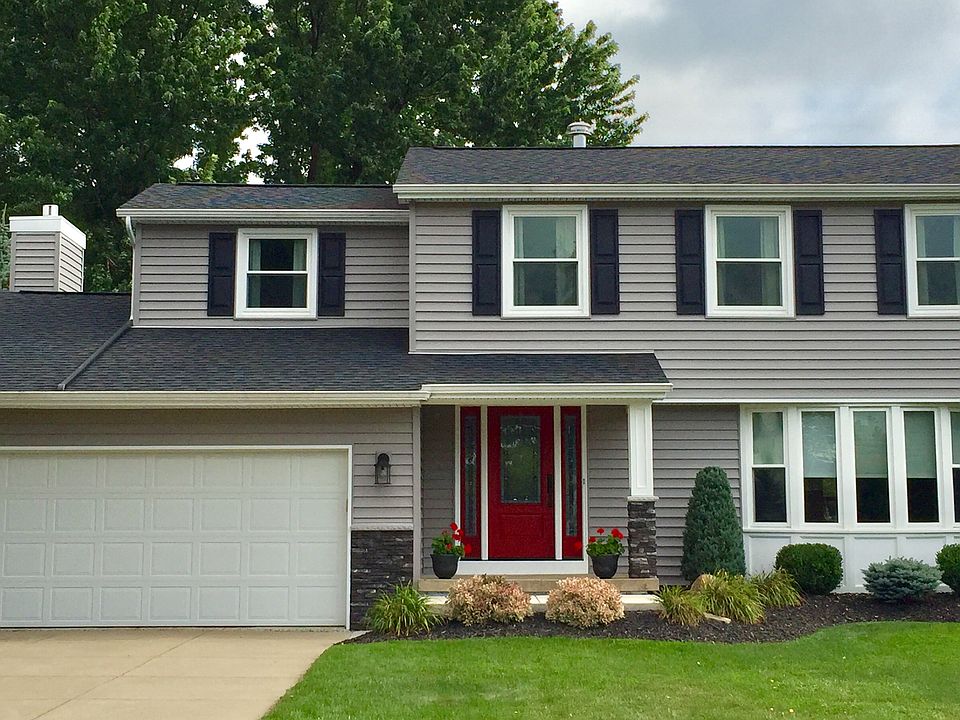 1st image of 22 Scattertree Ln