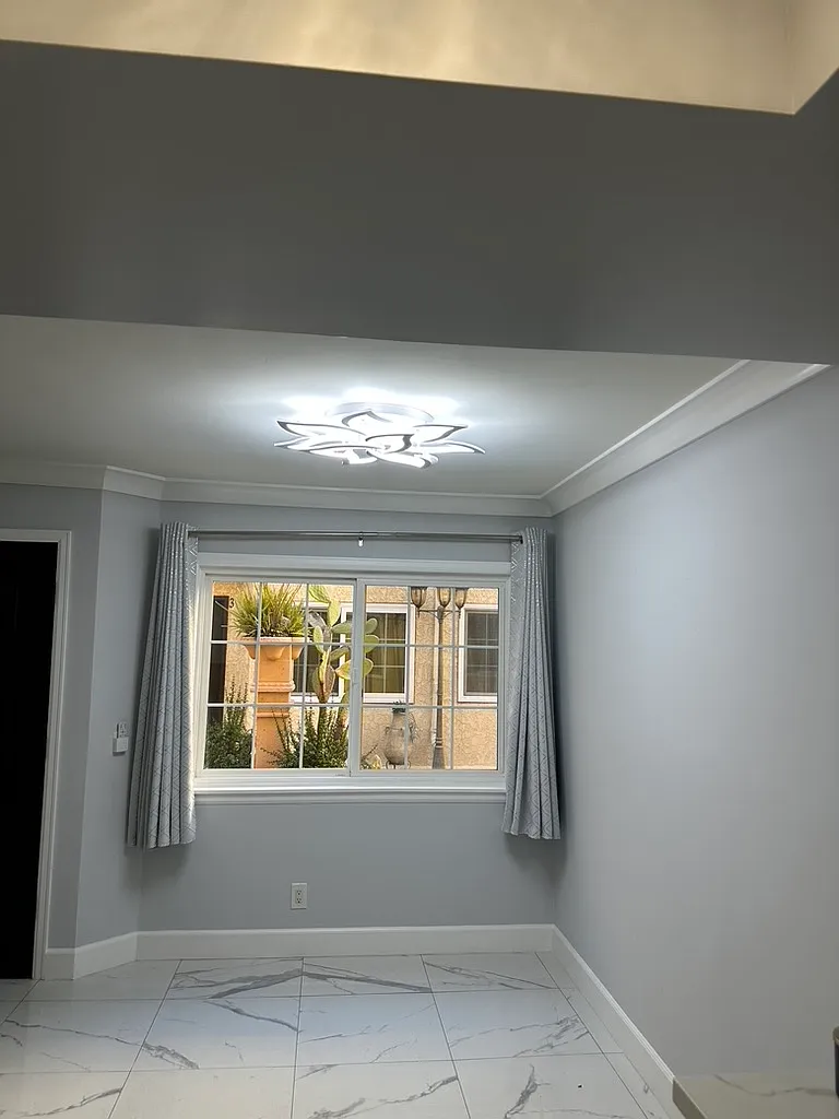 5102 Tujunga Ave — Photo 4