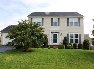 189 Pommel Ln, Charles Town, WV 25414