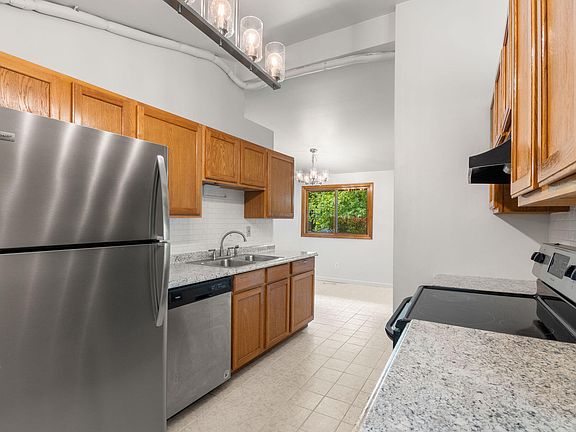 5th image of 2729 Cumberland Ave