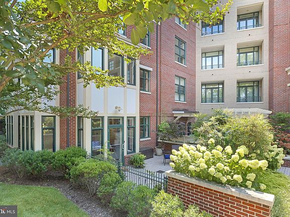 4th image of 4750 41st St NW #Townhouse 4