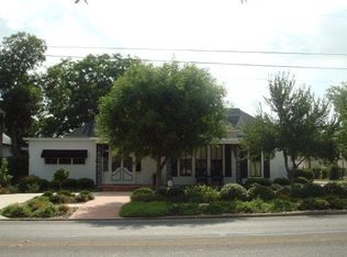 600 S Austin St, Seguin, TX 78155