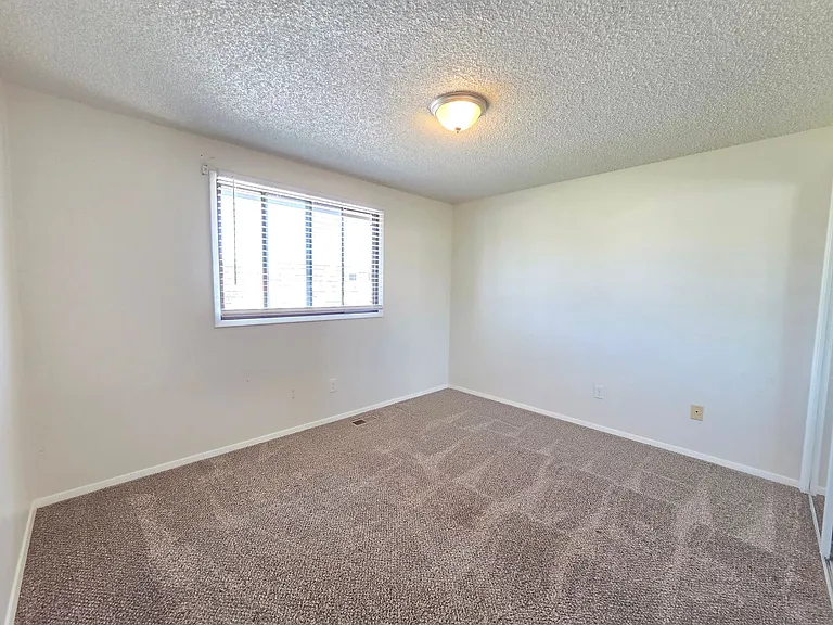1707 N Glenn Ct — Photo 12