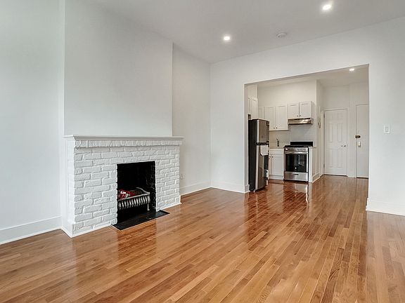 3rd image of 354 W 12th St #5A