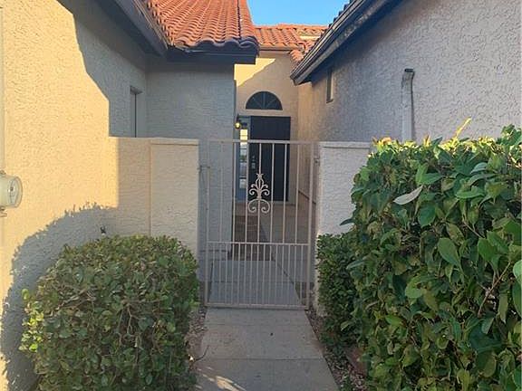 2nd image of 696 Freedom Ln #B