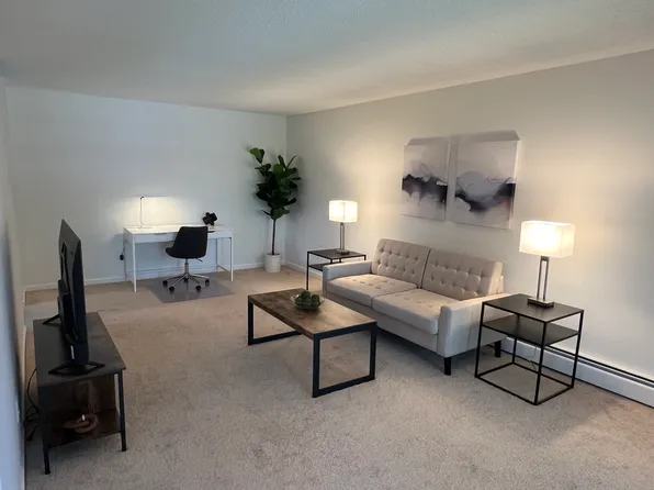 4101 Parklawn Ave, Edina, MN 55435