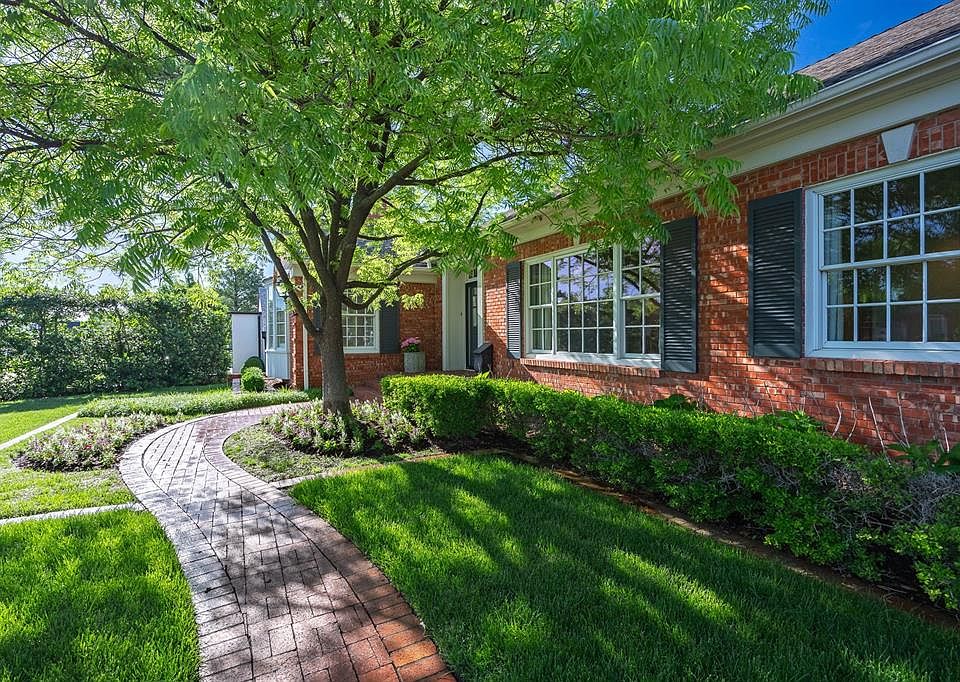 1st image of 1608 Norwood Pl