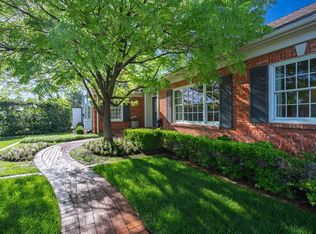 1608 Norwood Pl, Nichols Hills, OK 73120