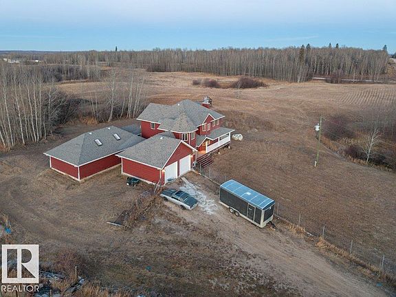 3rd image of 3202 Township Rd #572A
