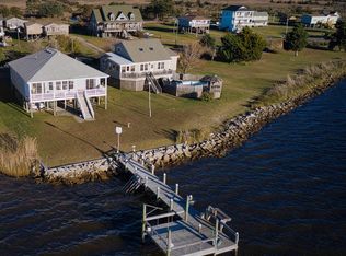 279 Bayview Dr, Stumpy Point, NC 27978