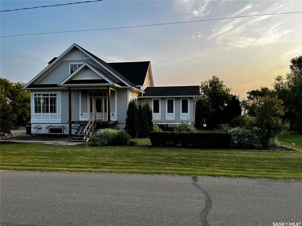 1306 Assiniboia AVENUE, Grenfell, SK S0G 2B0