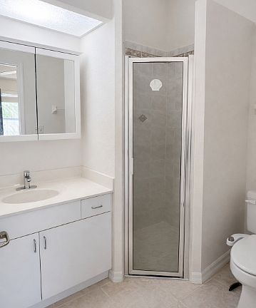 5th image of 209 Rotonda Blvd W APT A