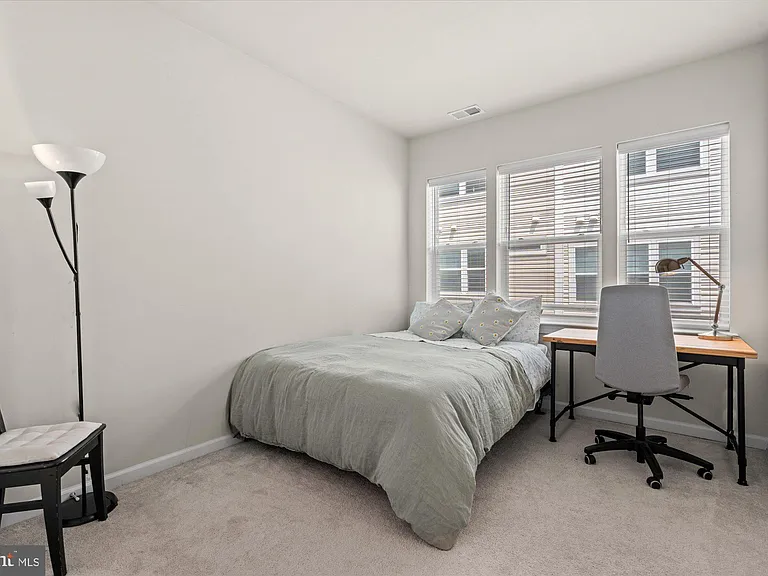 8156 Tompkins St — Photo 25