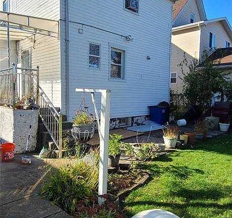 3rd image of 119-19 164th St