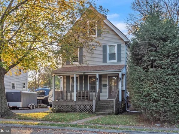 444 Whittier Ave, Piscataway, NJ 08854