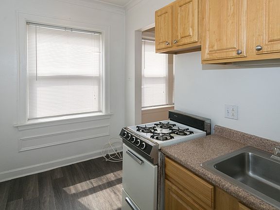 5th image of 5516 N Kenmore Ave #604
