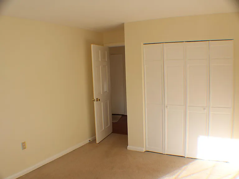 25 Fernview Ave — Photo 11