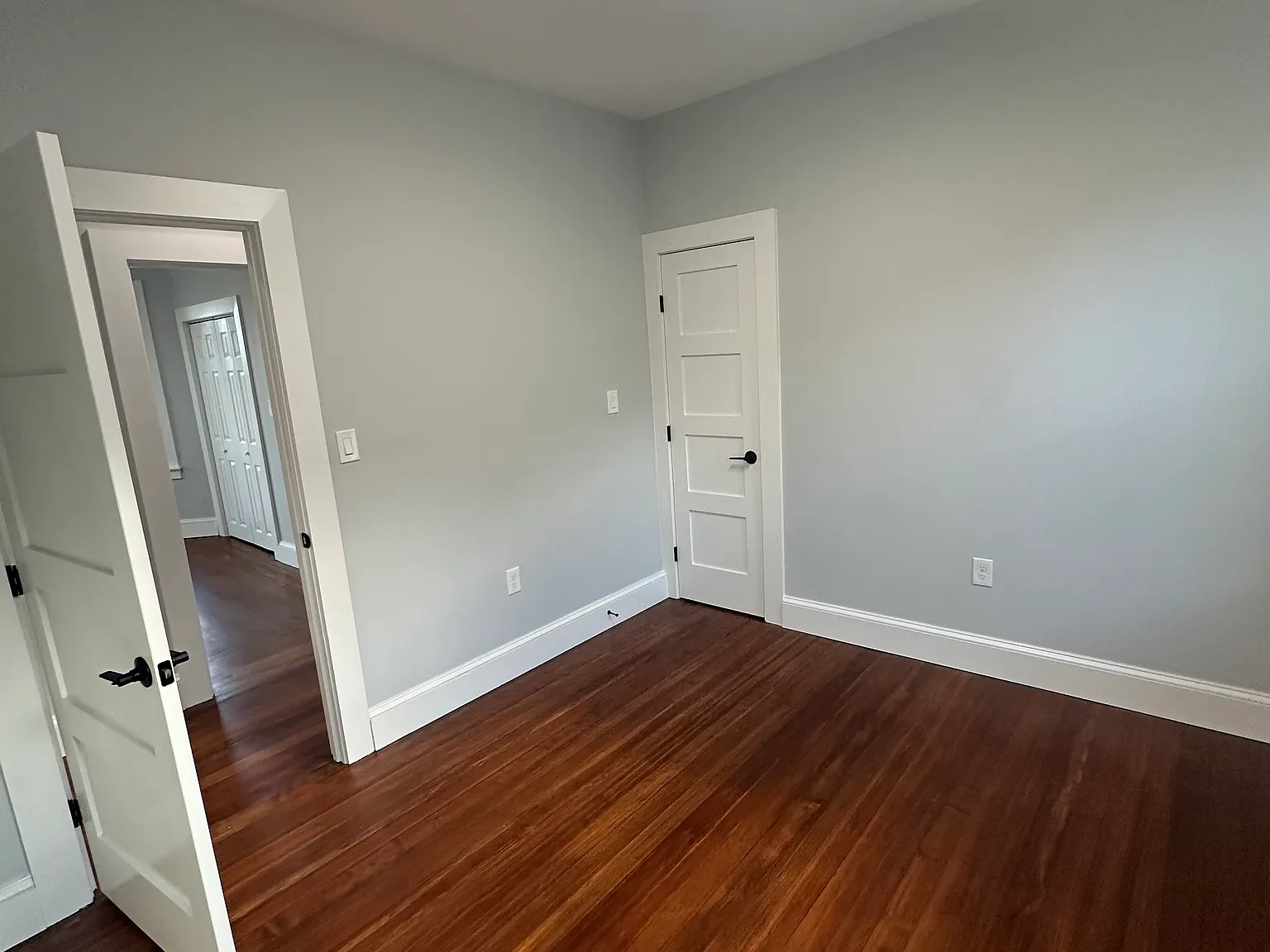 4 bed, 2000 sqft, $3,500 — Photo 3