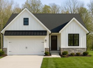 1347 Cascade Trl, Traverse City, MI 49685