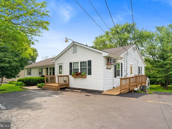 3844 Columbia Ave, Mountville, PA 17554