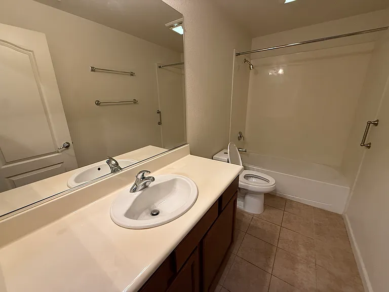 2492 Autumnvale Ave — Photo 18