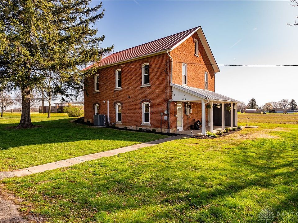 824 W Main St, New Lebanon, OH 45345 | Zillow
