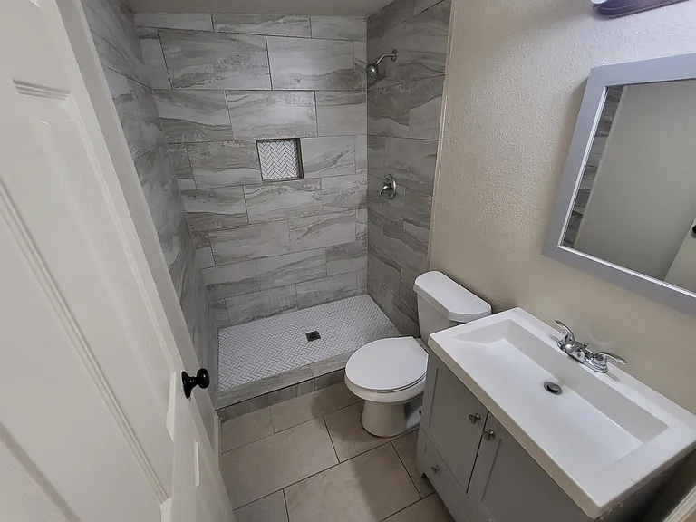 118 Esmeralda Dr #103 — Photo 7
