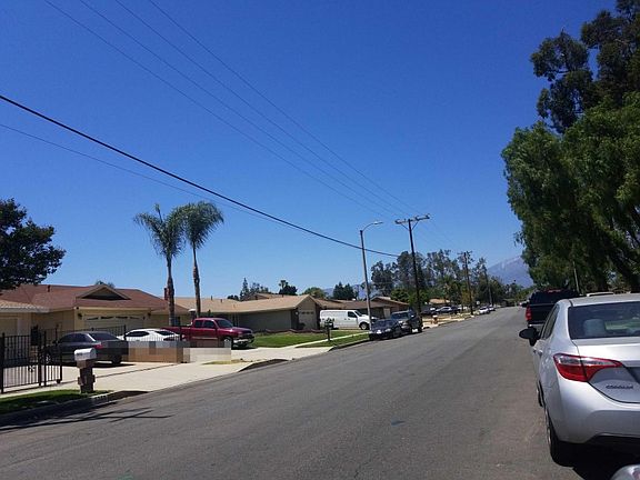 5th image of 1360 S Fern Ave