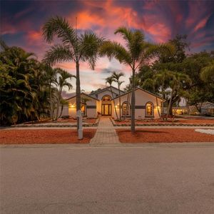 8949 106th Ave, Seminole, FL, 33777