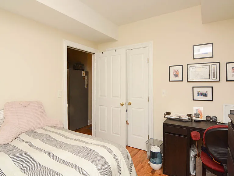3833 N Paulina St #G — Photo 16