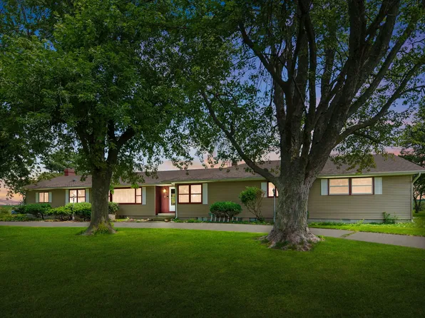 9994 N 3300 East Rd, Chatsworth, IL 60921