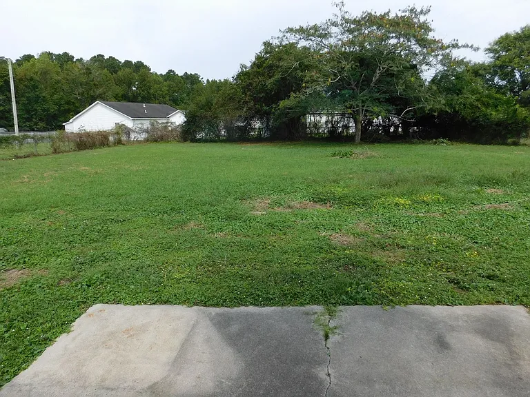 210 Rivershore Dr — Photo 26
