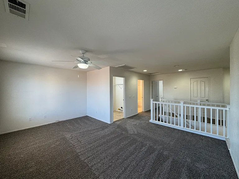 14042 Jockey Ln — Photo 9