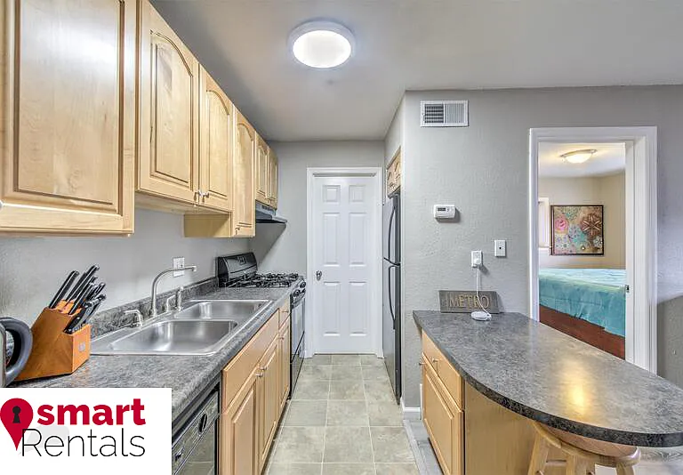 3850 Park Ave — Photo 14