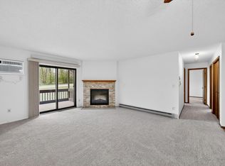 1825 Perlich Ave APT 106, Red Wing, MN 55066