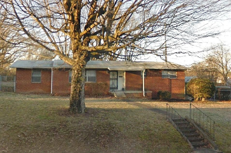 1st image of 601 Fern St