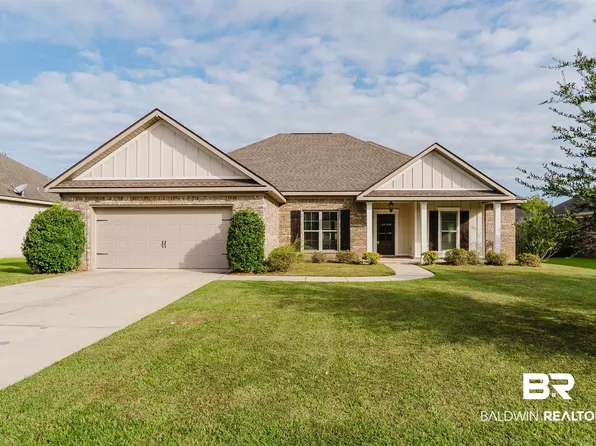 237 Hawthorne Cir, Fairhope, AL 36532