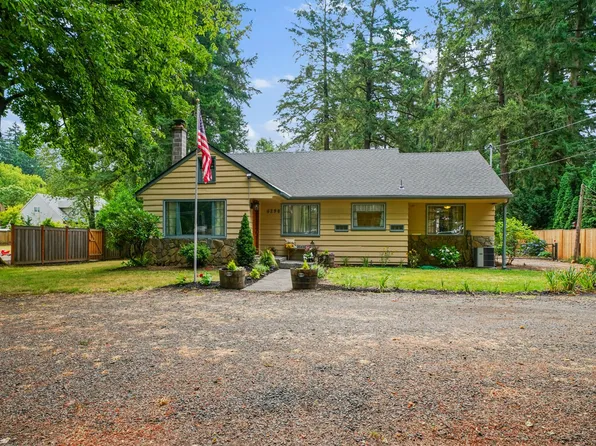 6290 Carman Dr, Lake Oswego, OR 97035