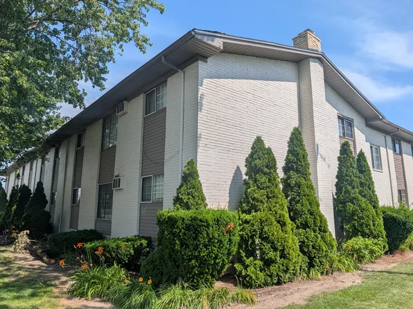14417 Pennsylvania Rd #9, Riverview, MI 48193