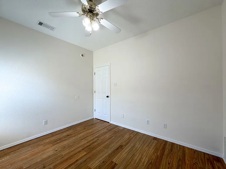 6429 Galven Way — Photo 20