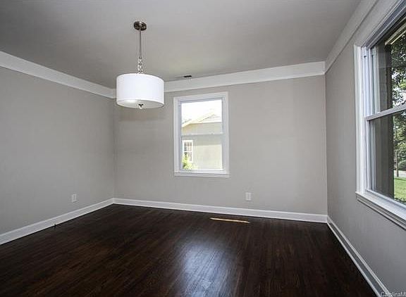 4th image of 3908 Bon Rea Dr