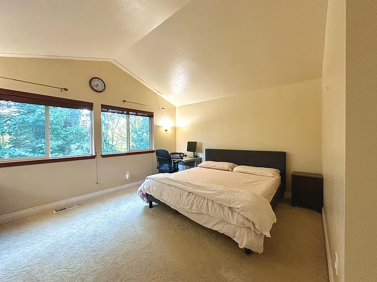 bedroom 4 (master)