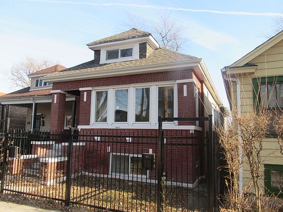 2nd image of 7037 S Claremont Ave