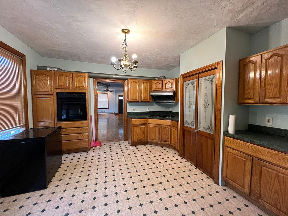 1st image of 59 Warren Ave #1