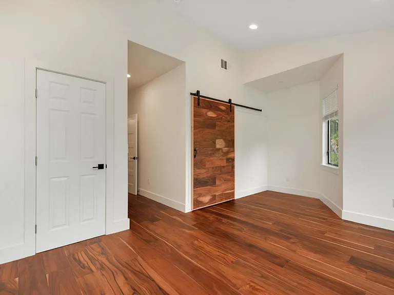 400 W Monroe St #A — Photo 28