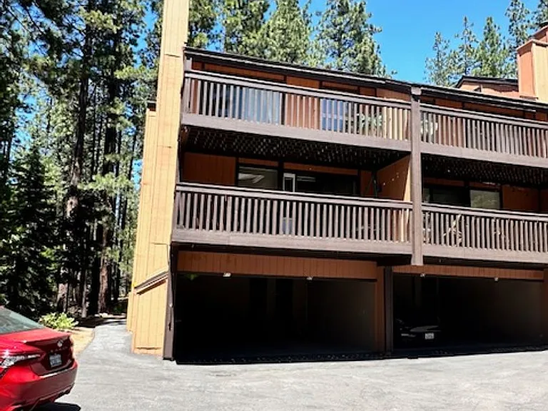 1439 Ski Run Blvd #H-1 — Photo 1