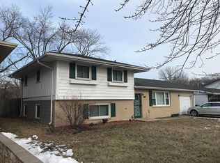 8810 Lakewood Ave, Gary, IN 46403