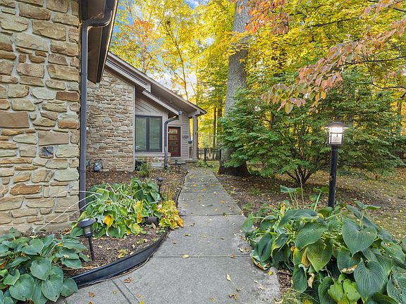 4th image of 5215 Glen Stewart Way