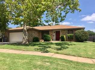 905 NW 47th St, Lawton, OK 73505